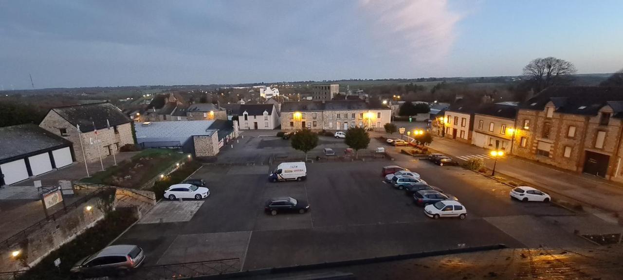 Apparthotel Loft Martigne-Ferchaud Екстер'єр фото